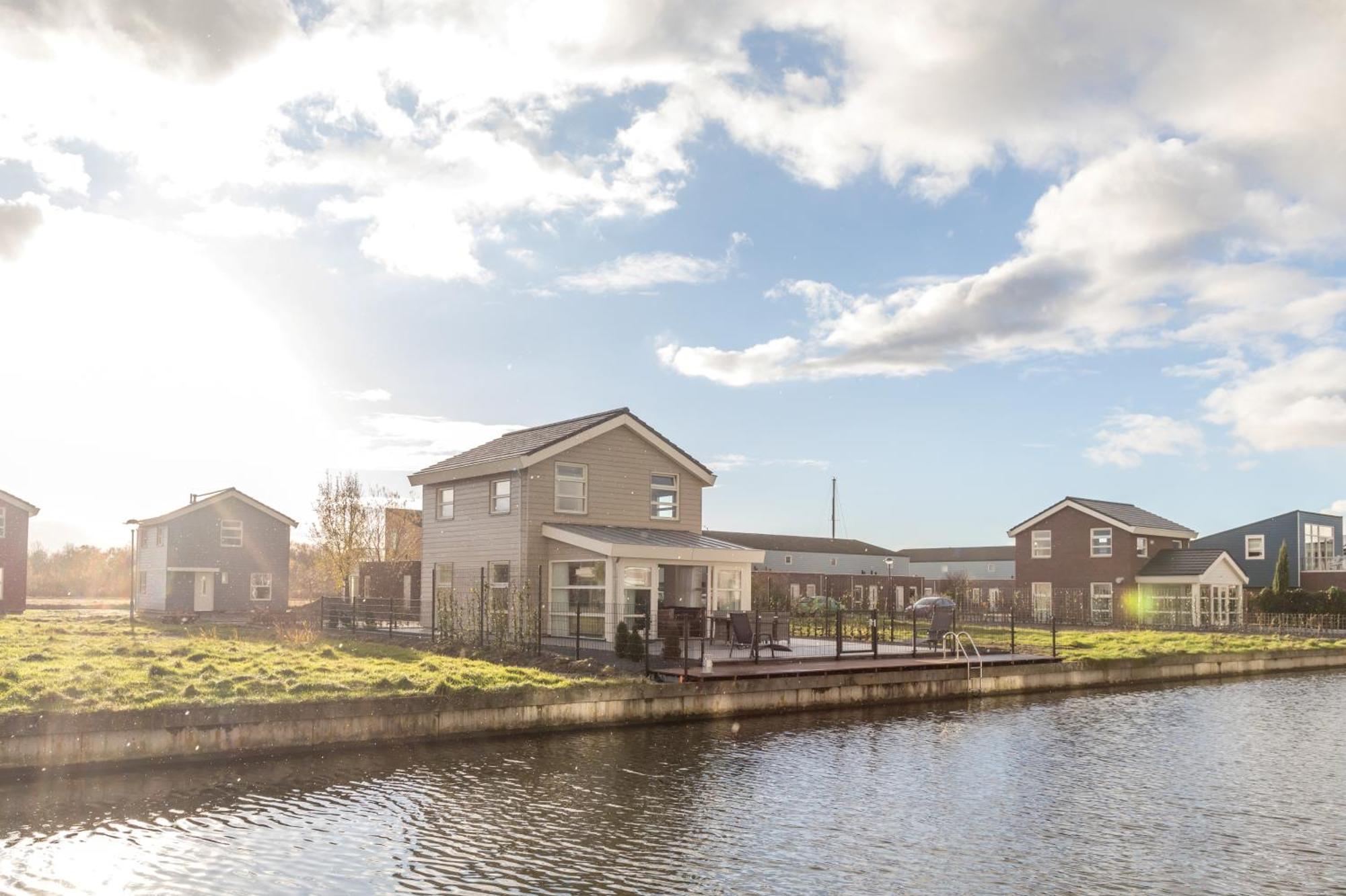 Nautic Rentals - Marinapark Oude-Tonge Exterior foto